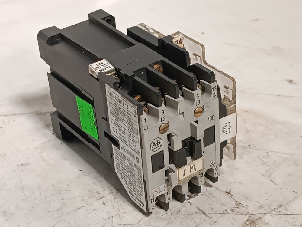 Allen-Bradley 100-A09NZ*3 Contactor W/195-BA20 Auxiliary Contact Kit
