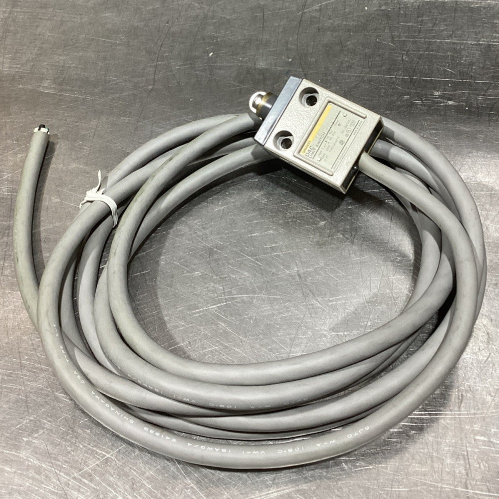 Omron D4C-1631 Limit Switch Pre-Wired Sealed Plunger - New 28X3RC