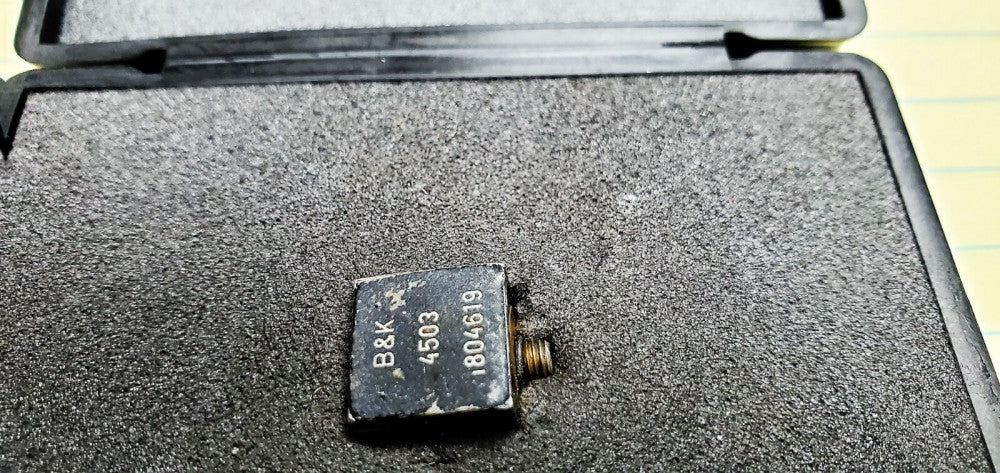 BRUEL KJAER 4503 PIEZOELECTRIC ACCELEROMETER CALIBRATED S/N 1804619 [OF22]