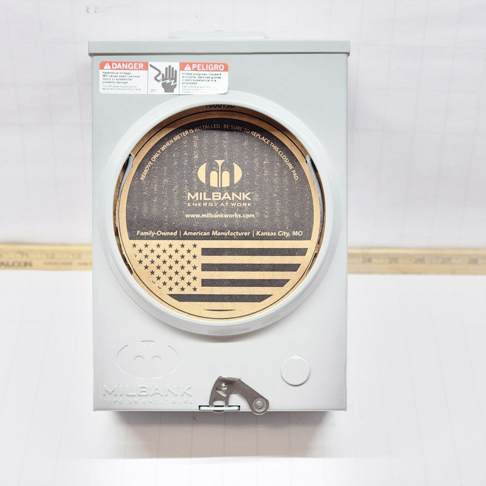 NEW MILBANK 100/125 AMP RINGLESS METER SOCKET 1 PHASE 600 VAC 4T 3R U5934-XL-BLG