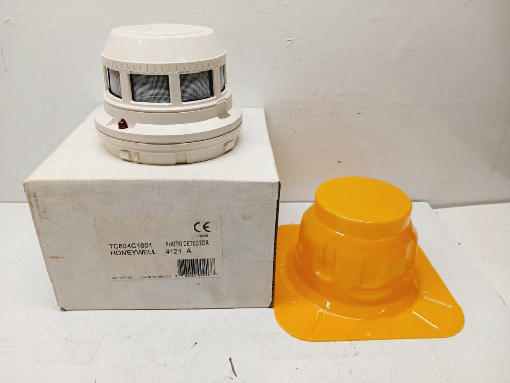 NEW HONEYWELL TC804C1001 FIRE PHOTO DETECTOR HEAD