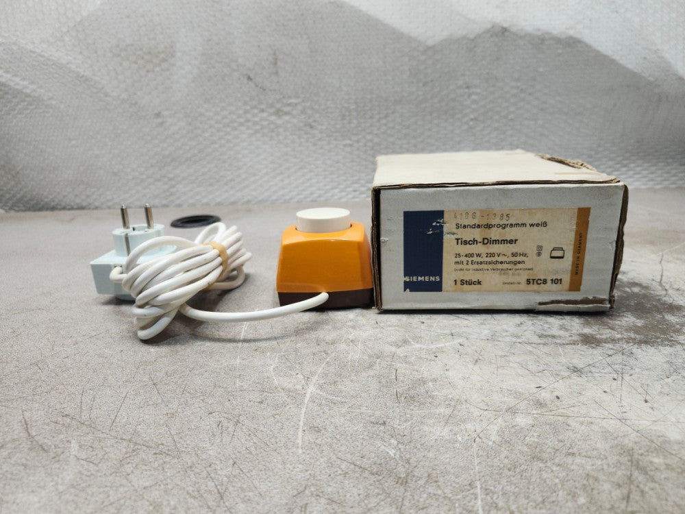 NEW IN BOX SIEMENS TISCH-DIMMER 5TC8101