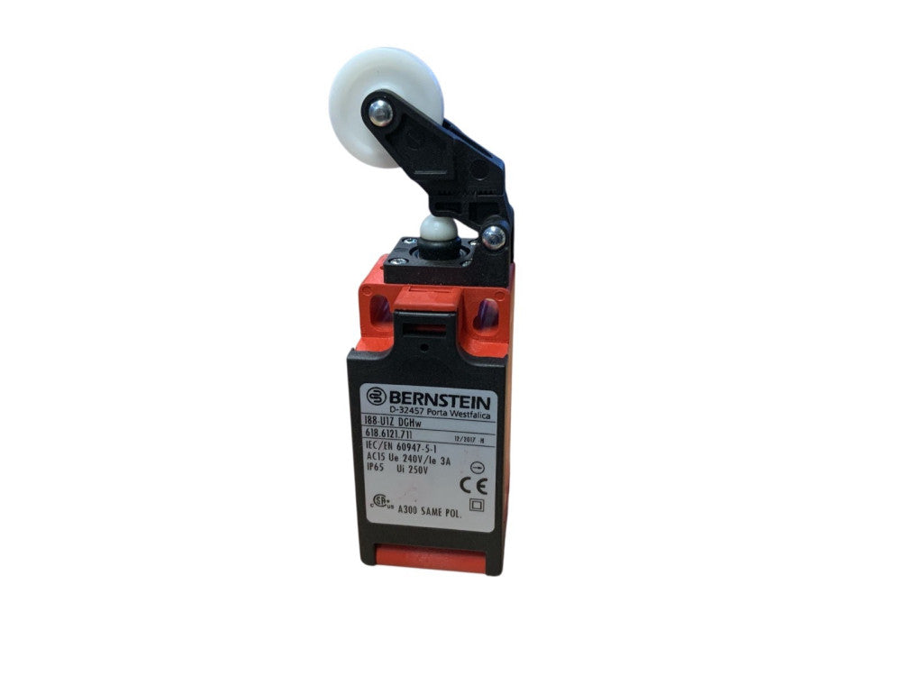 1PCS New for Bernstein D-32457 I88-U1Z DGHw 618.6121.711 Limit Switch
