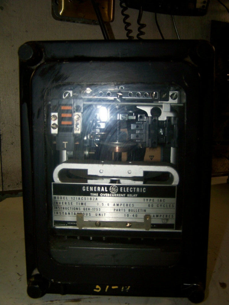GE TIME OVERCURRENT RELAY INVERSE TIME 1.5/6A 60 CYCLES 121AC51B2A