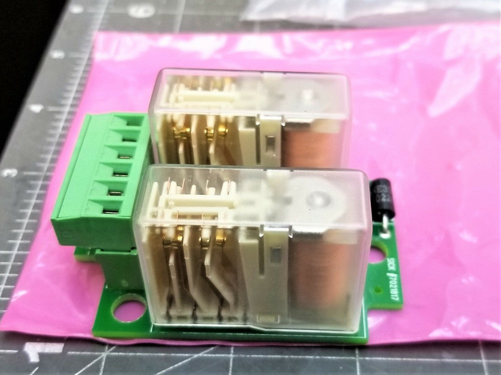 Sick 7021817 Micro  Optic Electronic Light Curtain 24VDC Relay Module NEW [B5B1]
