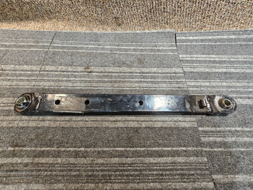 CNH MT40294702 30" L, Link Assembly Lower For New Holland WORKMASTER 37 33 35 40