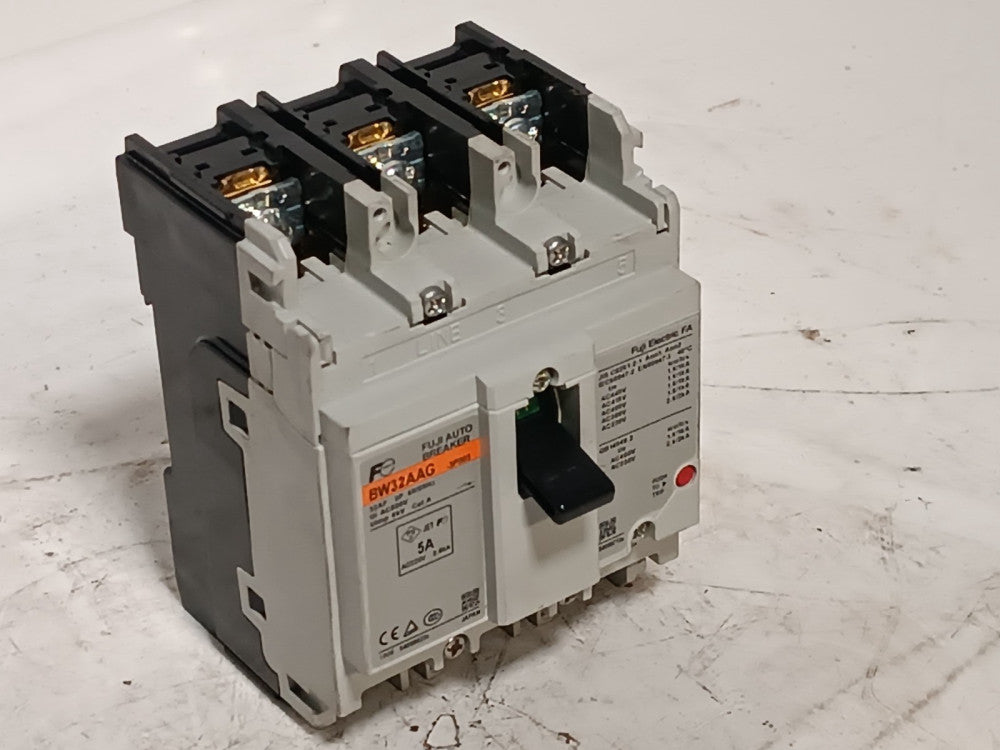 Fuji Electric BW32AAG -3P005 Molded Case Circuit Breaker, 3-Pole, 5A, 500VAC