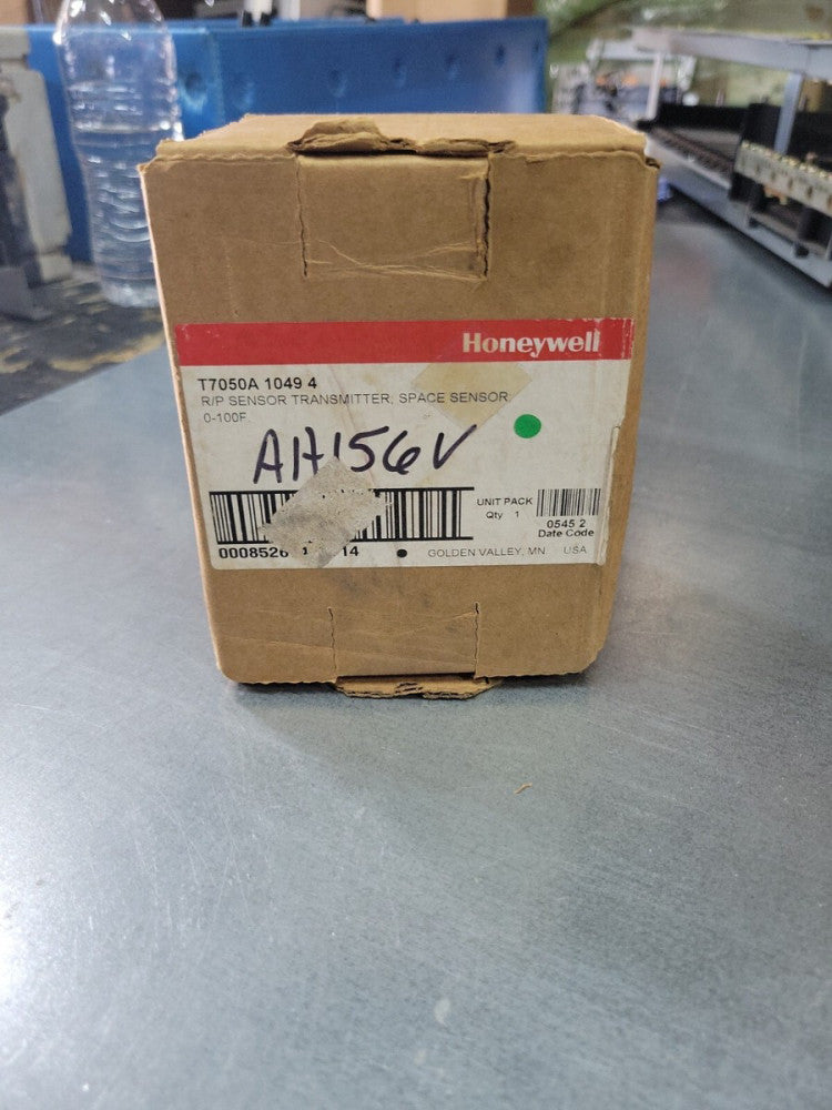1- Honeywell T7050A 1049 4 R/P Sensor Transmitter- NEW OLD STOCK