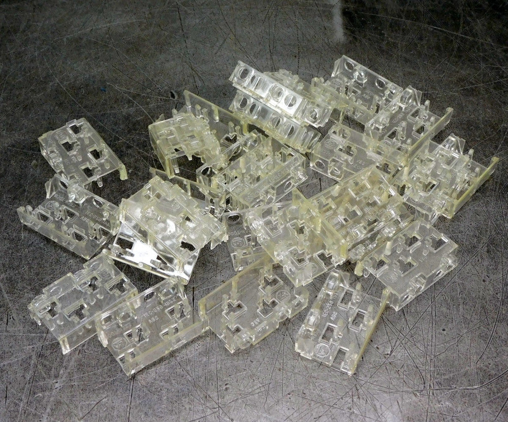 Allen-Bradley 800T-N323 Terminal Guards Snap On 30mm Lot of Twenty-Six (26)
