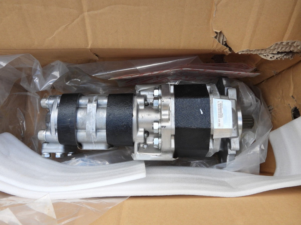 Genuine OEM Hitachi 4408361900 Oil Pump Assembly Komatsu 705-94-07170 