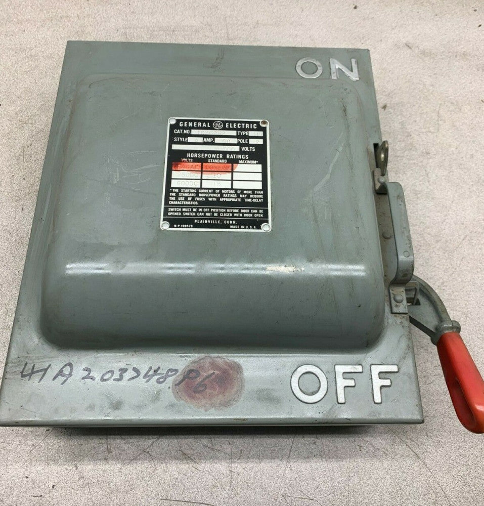 NEW NO BOX GENERAL ELECTRIC 2 POLE 60AMP 600V. DISCONNECT SWITCH TC36262