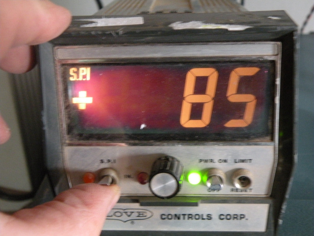Love Controls Temp / Process Controller