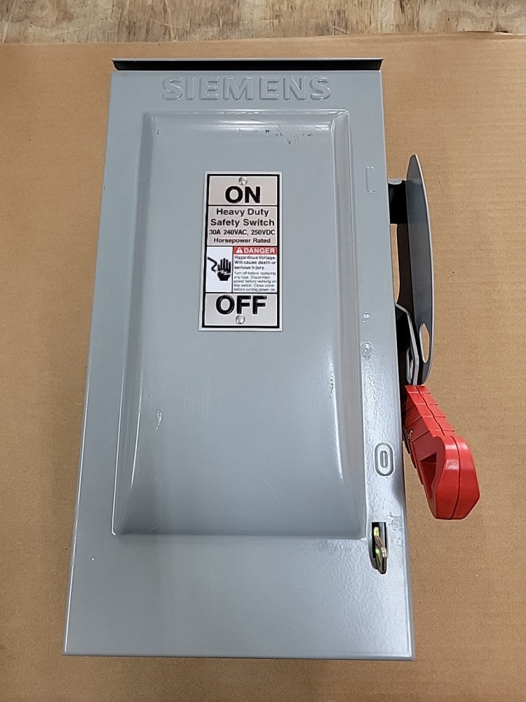 HF221NR - SIEMENS 30A AMP 2P POLE 240V NEMA 3R FUSIBLE HD SAFETY SWITCH