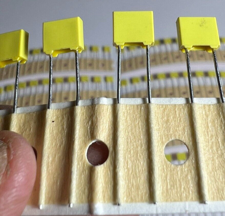 2000pc CONTINUOUS ROLL MSKTB820JGNX 0.0082 MFD 5% Tolerance 100V Capacitor