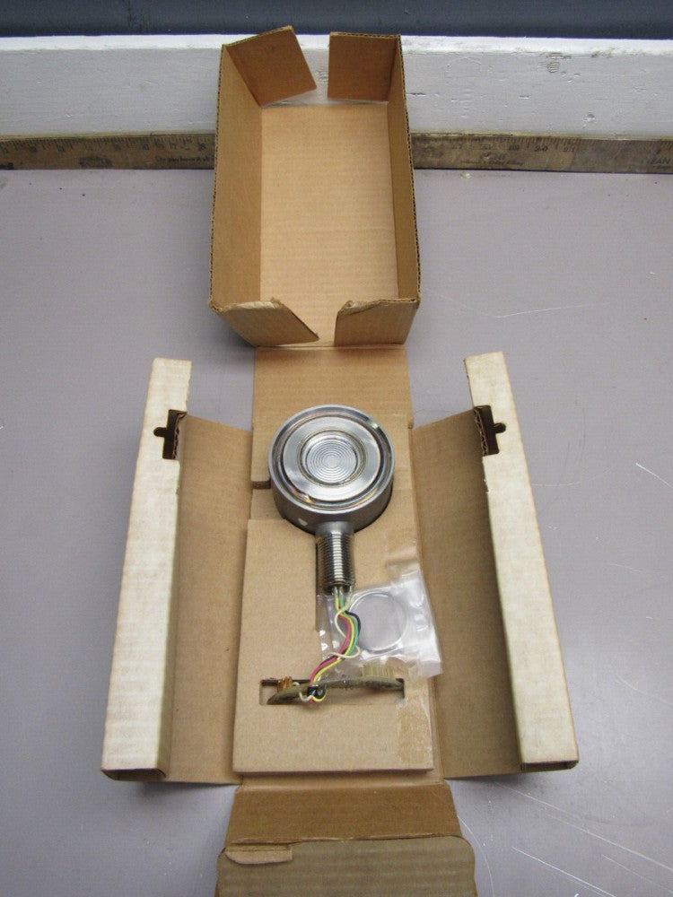 ROSEMOUNT 01153-0221-0182 PRESSURE TRANSMITTER SENSOR NEW IN BOX!! MAKE OFFER !!