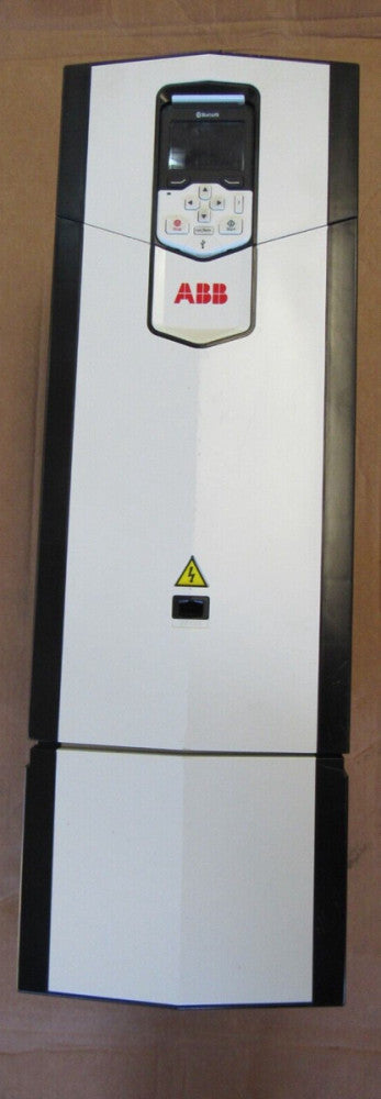 ABB VFD ACS880-01-124A-5+D150+K473 500V 124AMP 100HP XLNT USED TAKEOUT !! M/O !