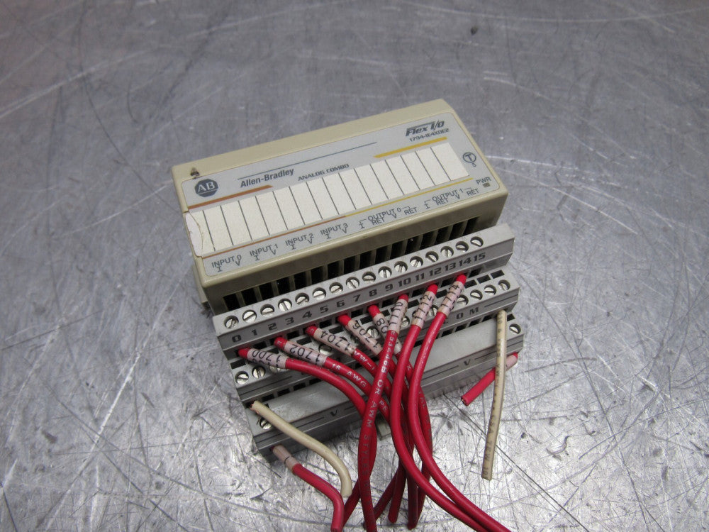 Allen Bradley 1794-IE4XOE2 FLEX I/O ANALOG COMBO MODULE W/1794-TB3 XLNT USED !!