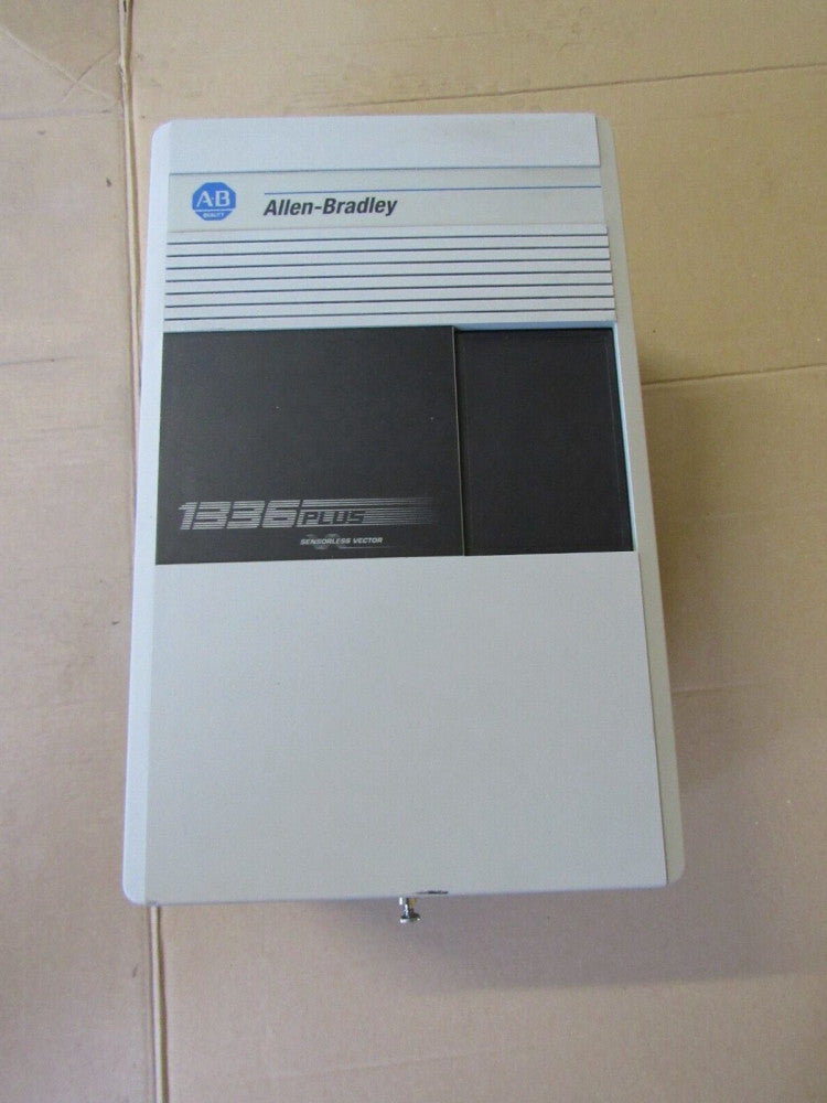ALLEN BRADLEY 1336S-B015-AA-EN4-L6 SENSORLESS VECTOR DRIVE 19KVA XLNT USED M/O !