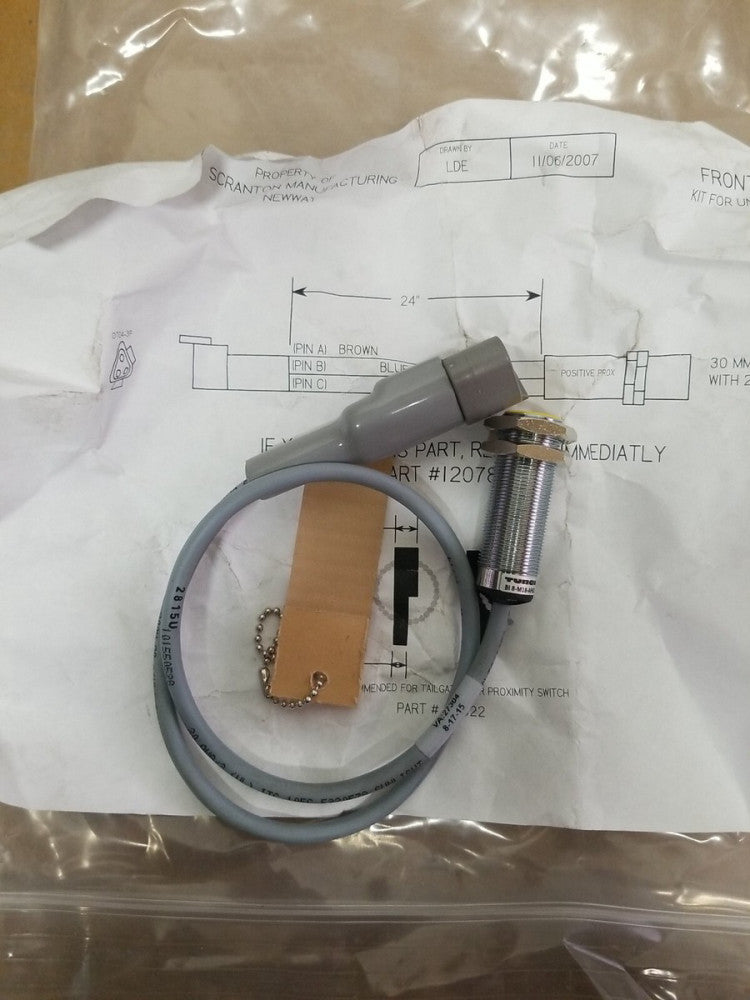 TURCK BI8-M18-AP6X BI8M18AP6X Inductive Proximity Sensor Switch Threaded Barrel