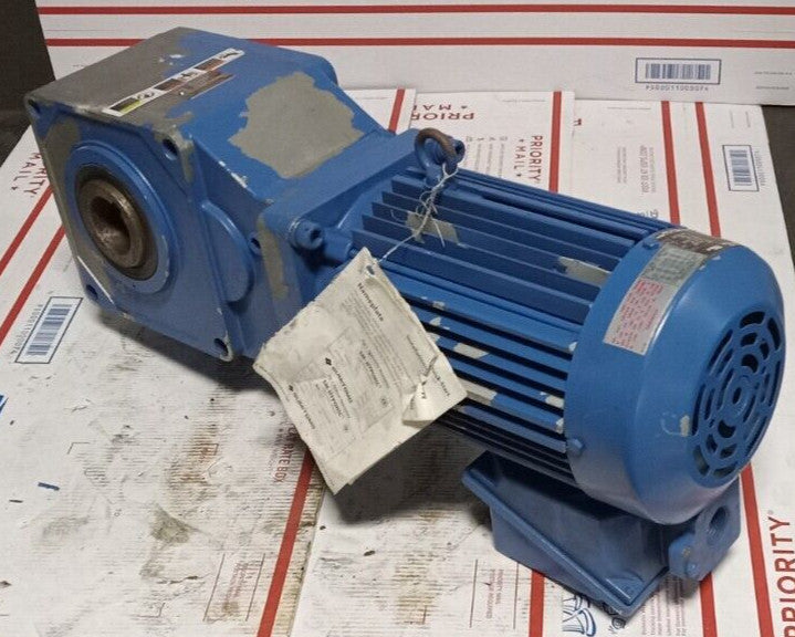 NEW SUMITOMO SM-HYPONIC 2 HP GEARDRIVE 5:1 230/460 VAC 1740 IN 350 RPM OUT
