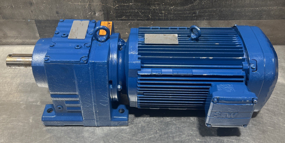 Sew Eurodrive R77 DRN132S4/DH Gearmotor 228rpm 7.5hp 230/460v-ac 3ph Nos Surplus