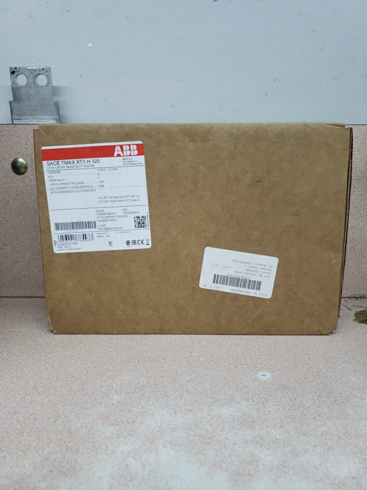 NEW ABB SACE TMAX XT1 H 125 CIRCUIT BREAKER 3P