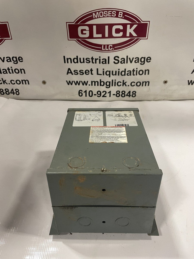 Square D 2S67F 2kVA Transformer 190-440V 110/220V 50/60Hz 1PH