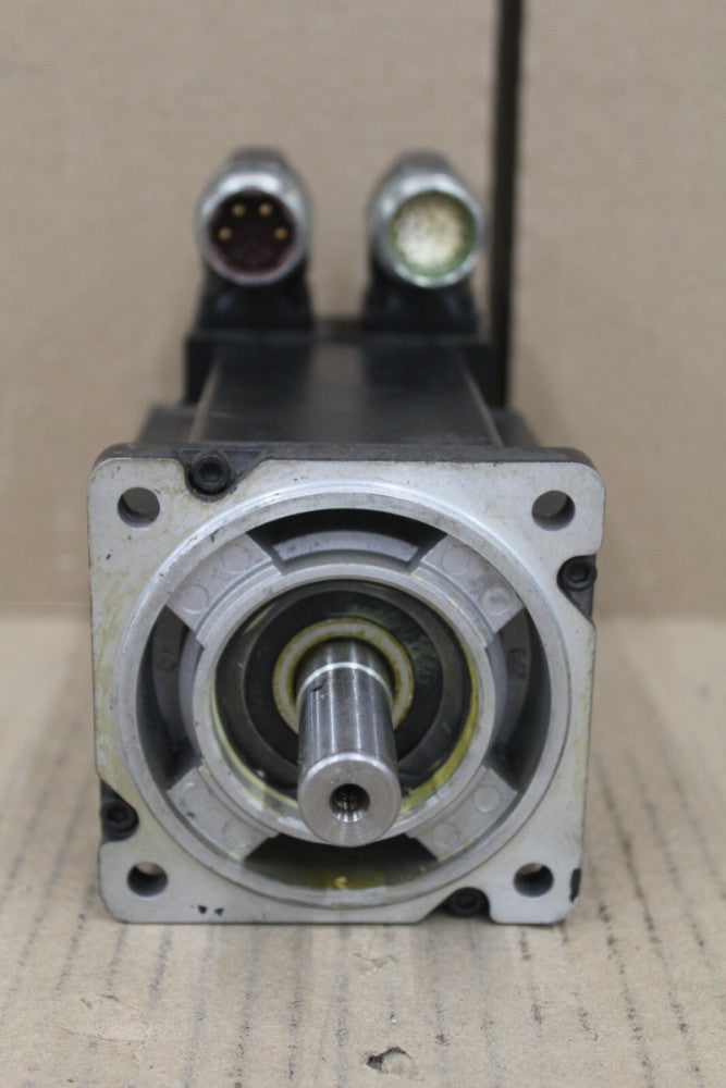 Allen Bradley MPL-B320P-MK72AA Motor