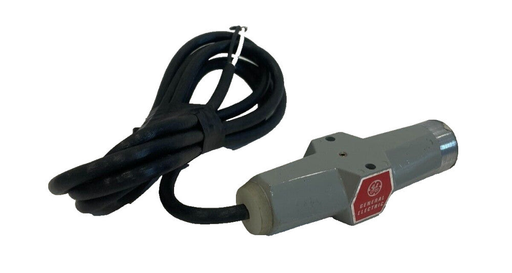 USED GENERAL ELECTRIC 3S7505 SL520A6 PHOTOELECTRIC LIGHT SOURCE