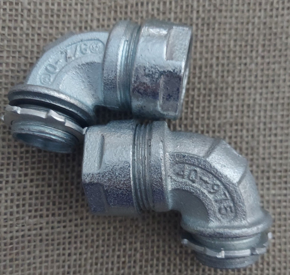 Lot of 2 -  OZ GEDNEY 90° LIQUIDTIGHT CONDUIT CONNECTOR 4Q-975 3/4" 4Q975