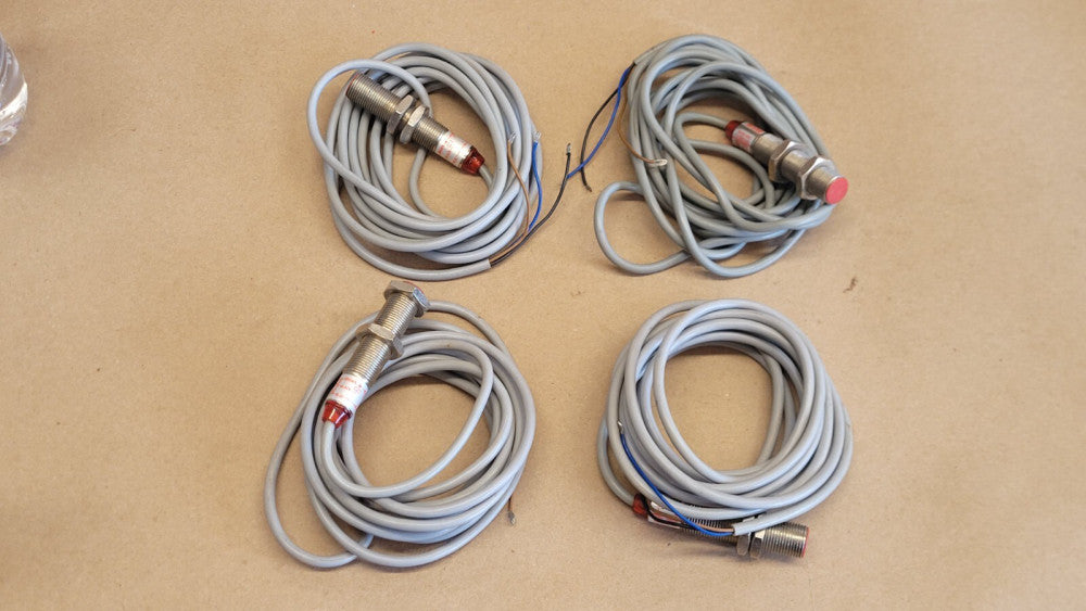 Lot of 4 AECO Proximity Switches / Sensors 10-30VDC 200mA NPN NO