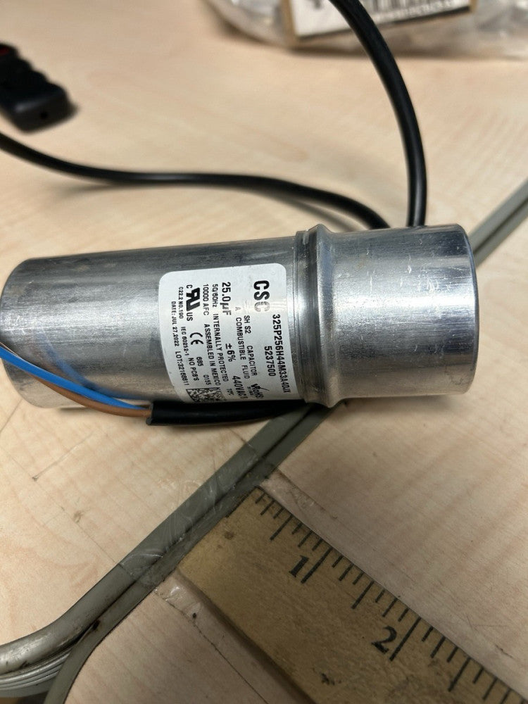 NEW 325P256H44M33A4DJX CSC CAPICITOR
