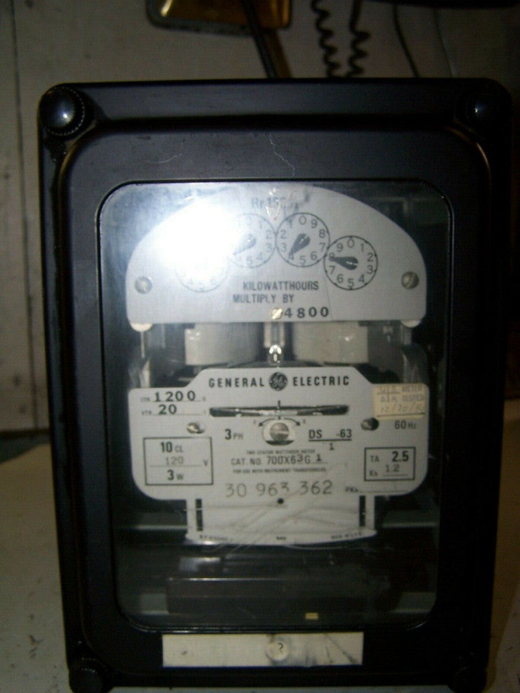 GE TYPE DS-63 TWO STATOR WATTHOUR METER 120 VOLT 3 WATT 3 PHASE  700X63G1