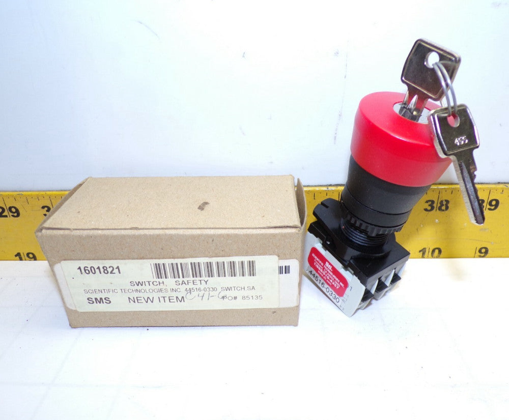 New STI Panel Mount Key Locked Safety Switch  EB-P021PKTC / 1601821