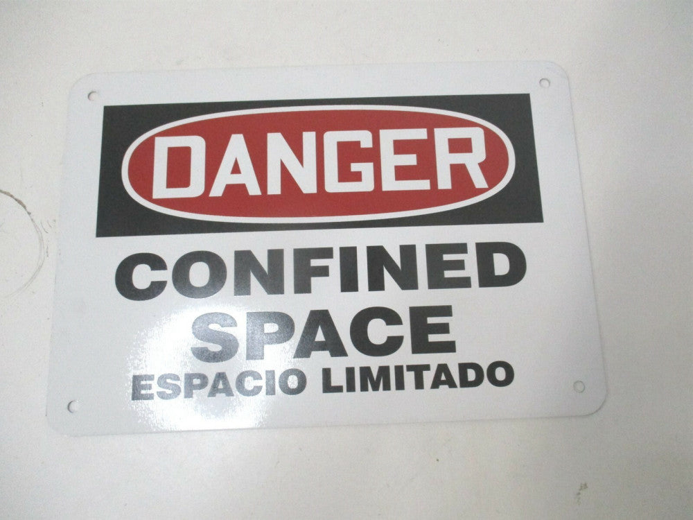 Accuform (219079-7X10A) 7" x 10" Aluminum Spanish-Bilingual Danger Sign
