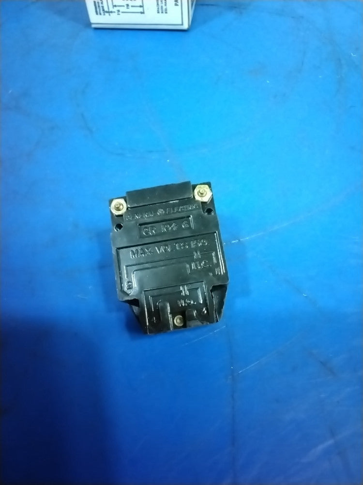 General Electric CR104G1 Mini Oiltight Contact Block