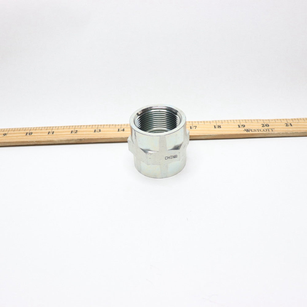 Straight Adapter 1-1/4" x 1-1/4" Female NPT Y-5000-20-20 