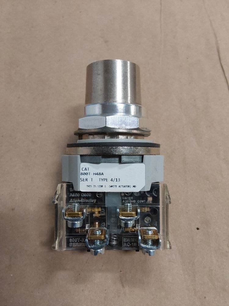 ALLEN BRADLEY 800T-H48A SER T SELECTOR SWITCH No Key 