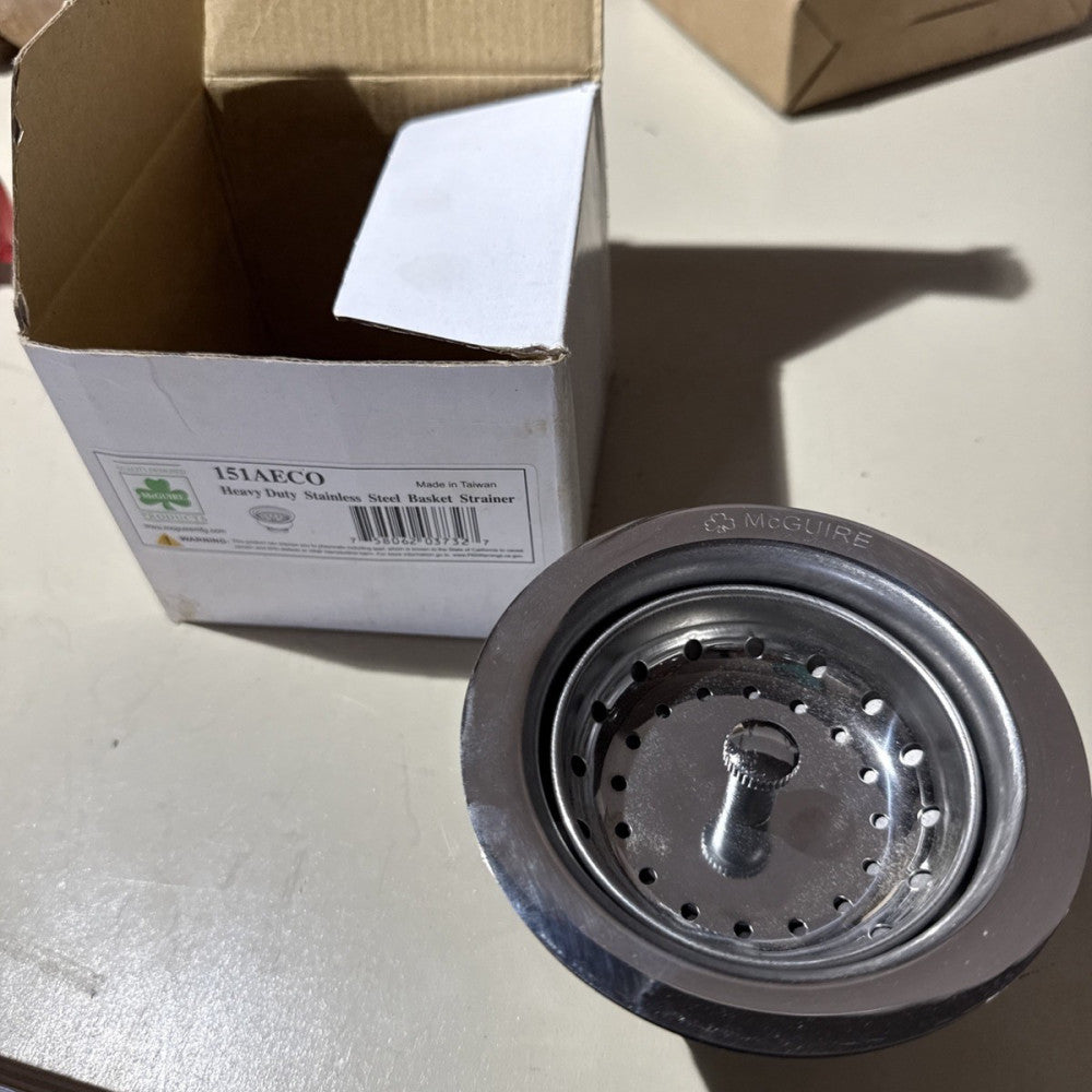 McGuire 151AECO 1/2" SS Body Strainer w/ SS Bracket, NPT Connection
