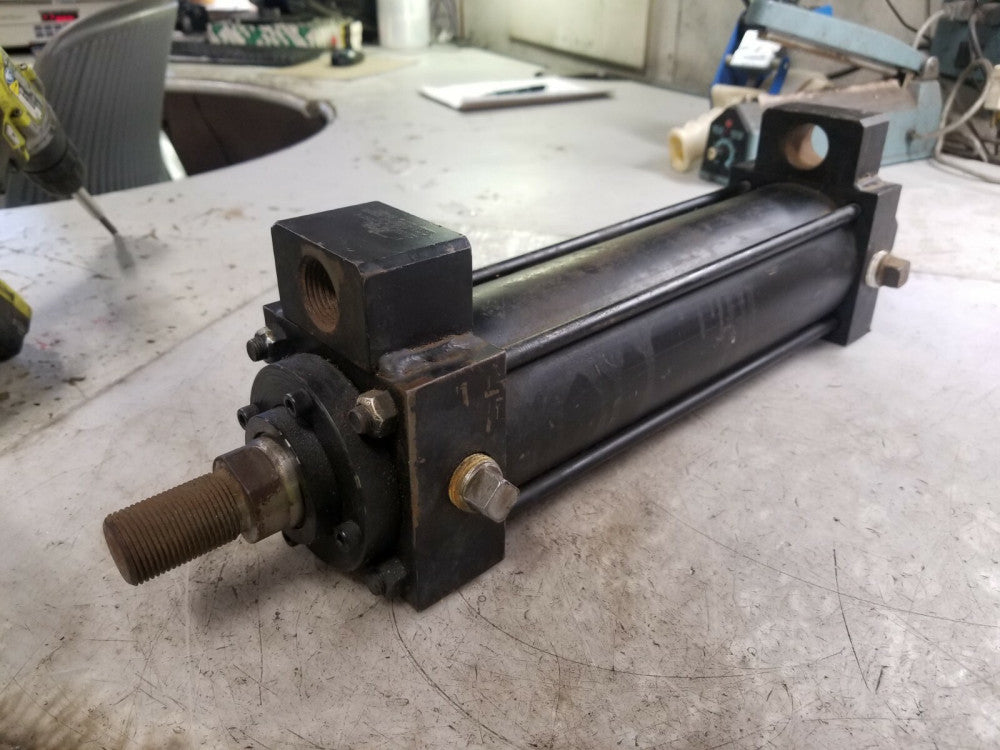 ORTMAN HYDRAULIC CYLINDER 3.25" BORE x 10" STROKE 1/2" PORTS CLEVIS MOUNT
