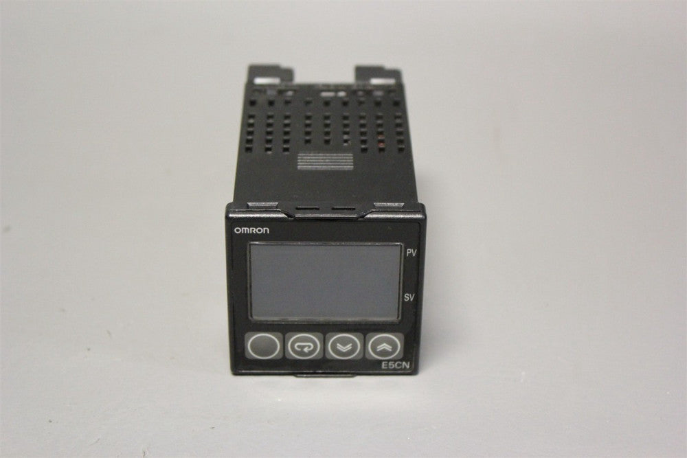 USED OMRON TEMPERATURE CONTROLLER E5CN-Q2MTD-500
