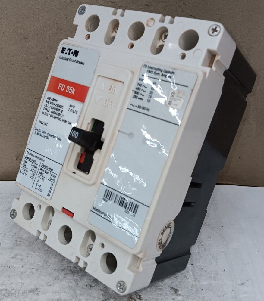 NEW EATON FD3100BP10 100 AMP CIRCUIT BREAKER 3 POLE 600 VAC *FLAW