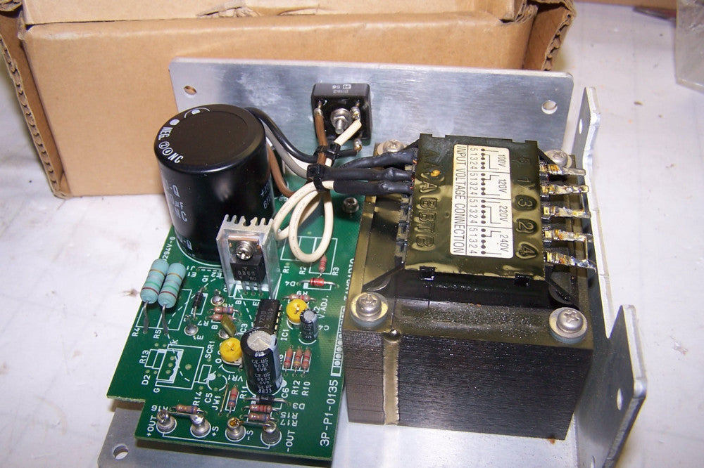 TAMURA OLS-12C AC/DC AC/DC POWER SUPPLY TESTED