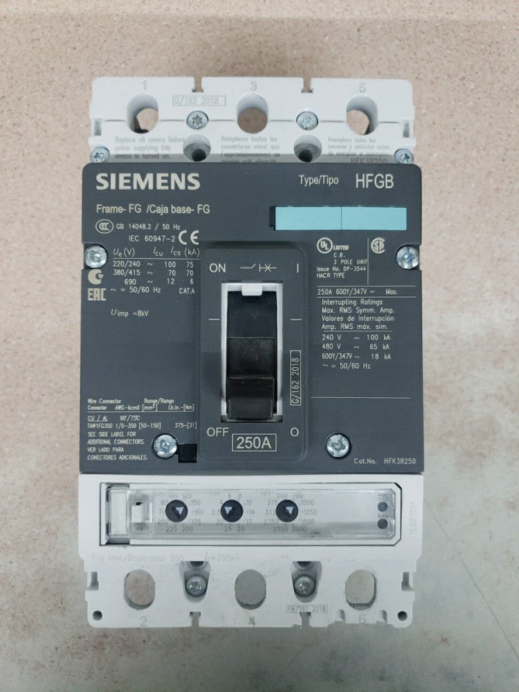 New Take Out Siemens HFK3R250 VL Circuit Breaker, Class H 250A, 3P, 480V