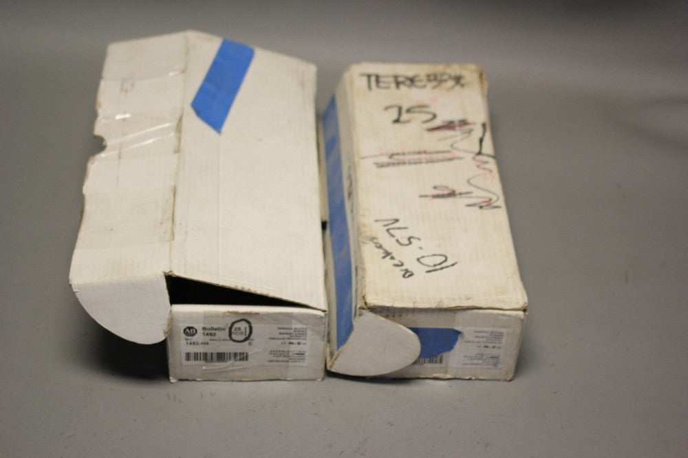UNUSED LOT OF  ALLEN BRADLEY FUSE TERMINAL BLOCKS  1492-H4 & H5