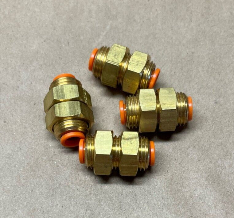 Lot of 4 SMC Spore 1/4 Brassing Fittings
