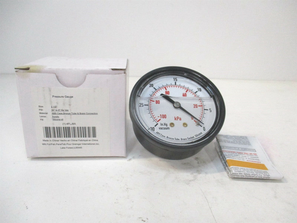 30 in Hg Vac to 0, 100 kPa Vac to 0 Range, 1/4 in MNPT, ±3-2-3% Vacuum Gage 