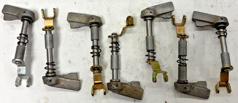 SINGLE POLE, BREAKER HANDLE PANELBOARD LOT OF 7 LENGTH 4-1/4" WIDTH 1-7/8" H 3/4