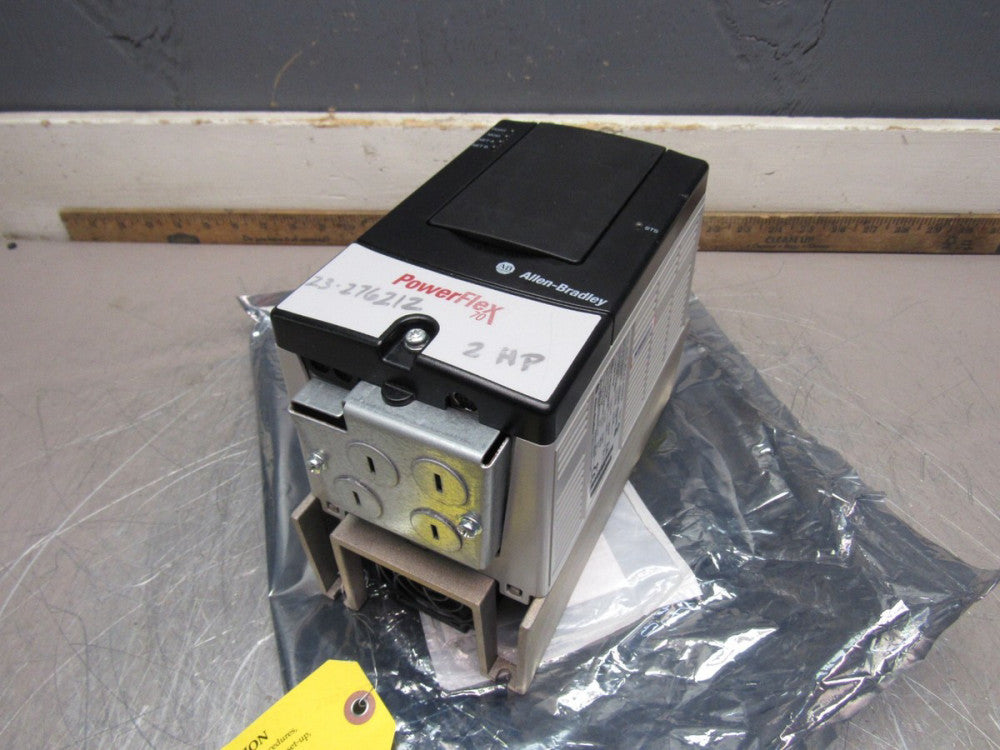 ALLEN BRADLEY POWERFLEX-70 20AD3P4A0AYNNNC0 SER-A 2HP 480V 3.4A REMANNED BY ATS