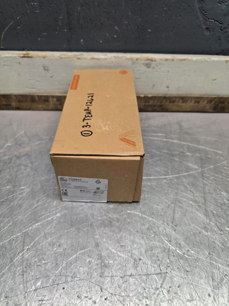 IFM TD2833 TEMP. TRANSMITTER, TRANGE 0...300,18...32VDC, NEW IN BOX! MAKE OFFER!